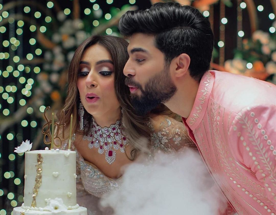 Sakshi Pant with his fiancee